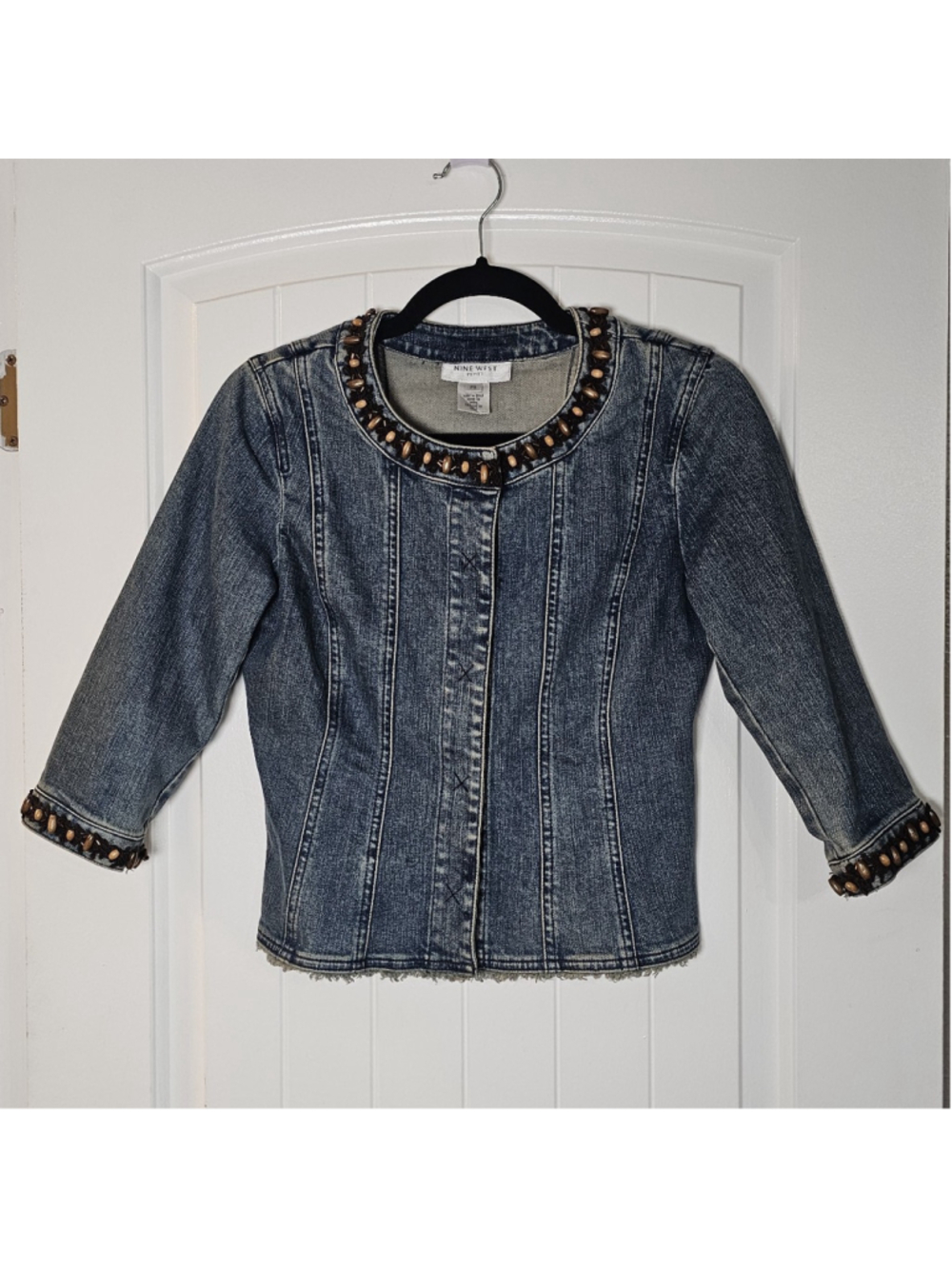 Nine West SP blue denim jacket, fitted, cropped, beaded